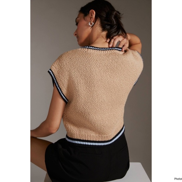 Sarah Gordon For Anthropologie Erin Icon Bee Knit Sweater Vest Size XS - Picture 4 of 11